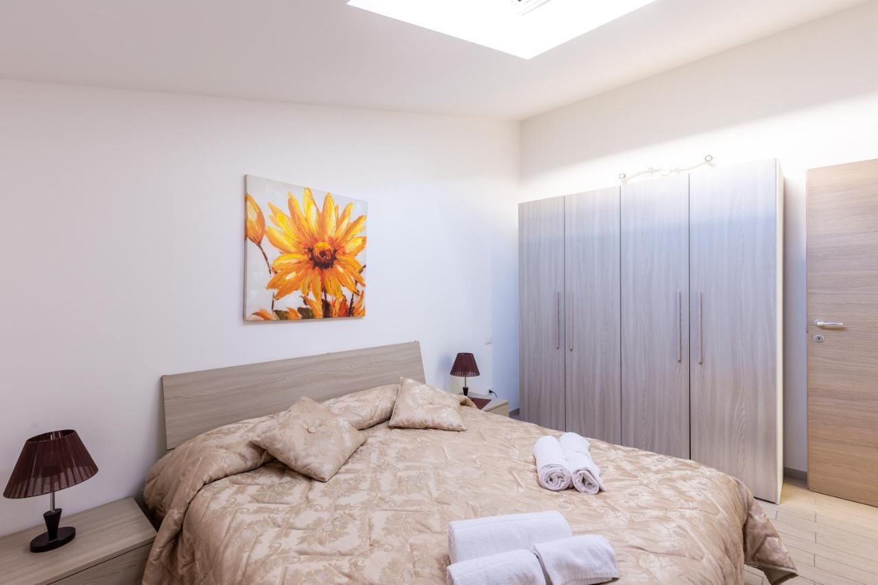 Casa Tredici Apartment ปาแลร์โม ภายนอก รูปภาพ
